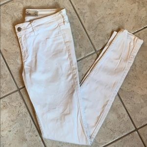 Hollister White Skinny Jeans
